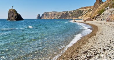 Жемчужины Севастополя: мыс Фиолент, Балаклава и морская прогулка. — фото 1