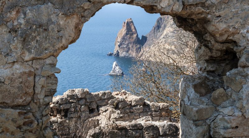 Фото Жемчужины Севастополя: мыс Фиолент, Балаклава и морская прогулка. - вид 6